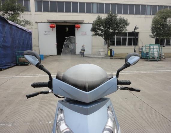 YUKI 125 Prisma
