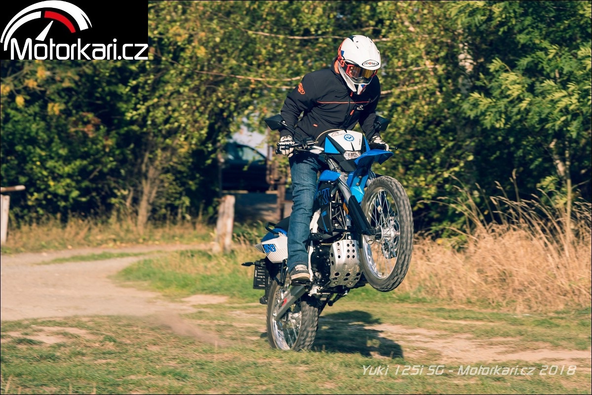 Motorkari.cz Yuki 125i SG: Něco za něco