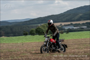 Yuki 125i Vox: Jako Ducati Scrambler