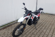 Yuki 125i SE